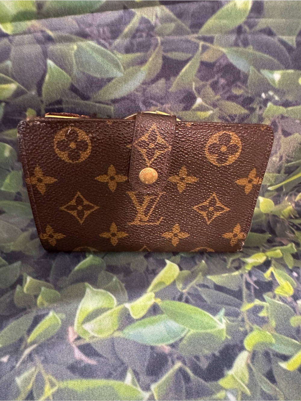 Louis Vuitton Brown Monogram Kisslock Wallet